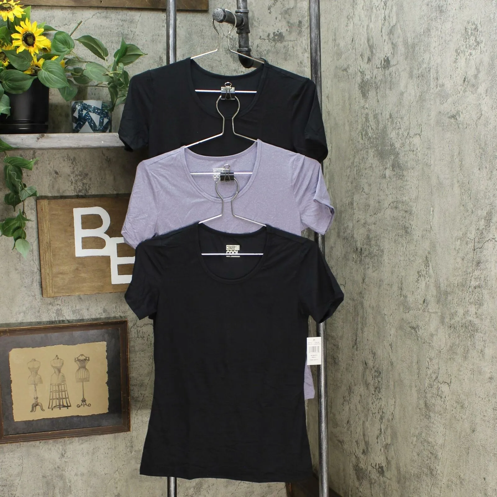 32 Degrees Cool Women's 3 Pack Short Sleeve Scoop Neck T-Shirts