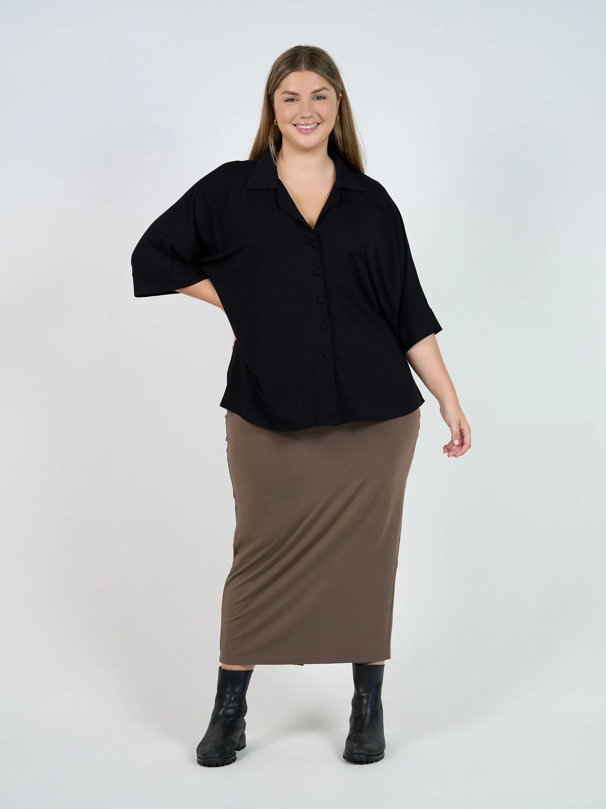 Alanis 3/4 Sleeve Collared Shirt - Black