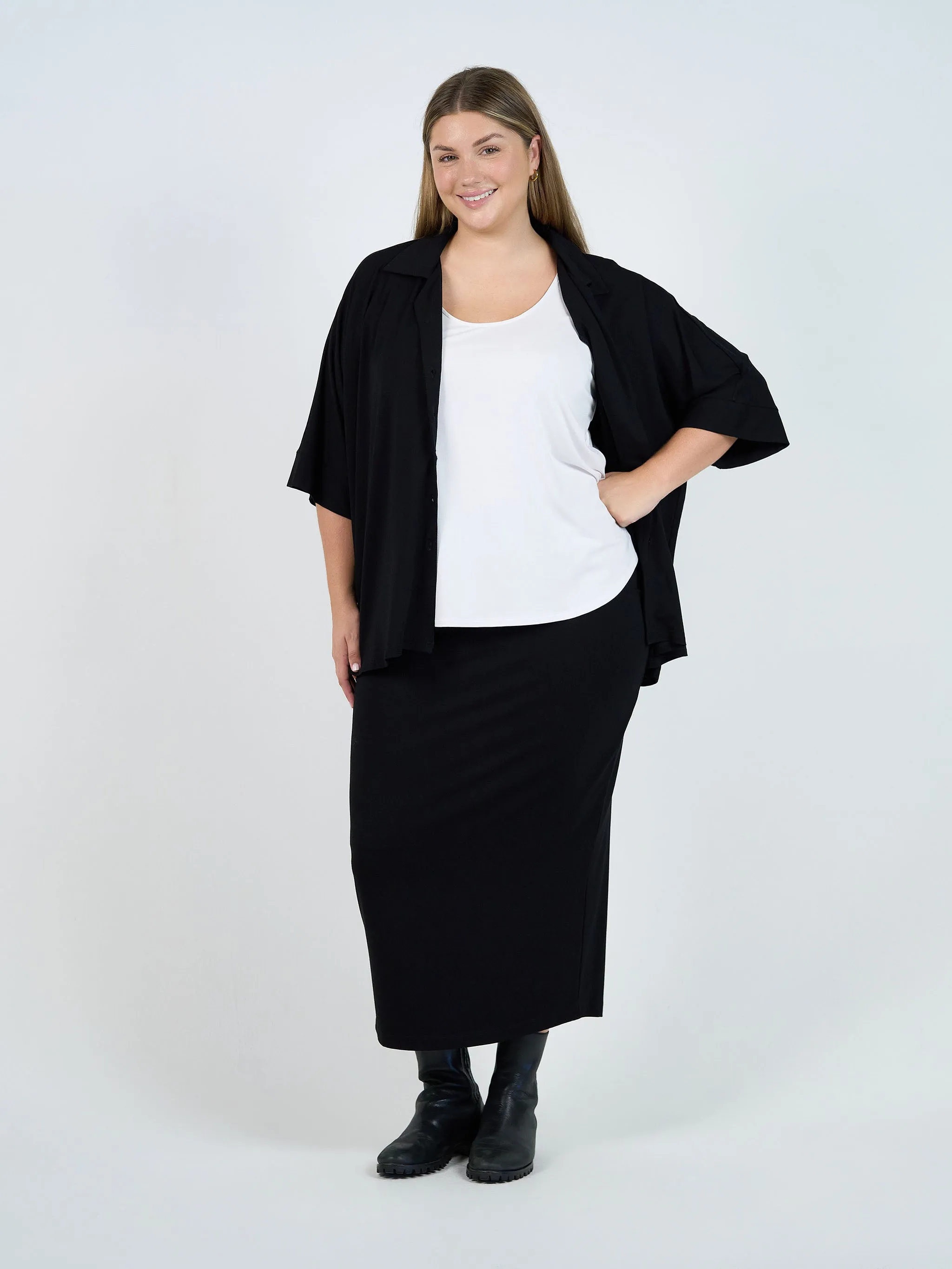 Alanis 3/4 Sleeve Collared Shirt - Black