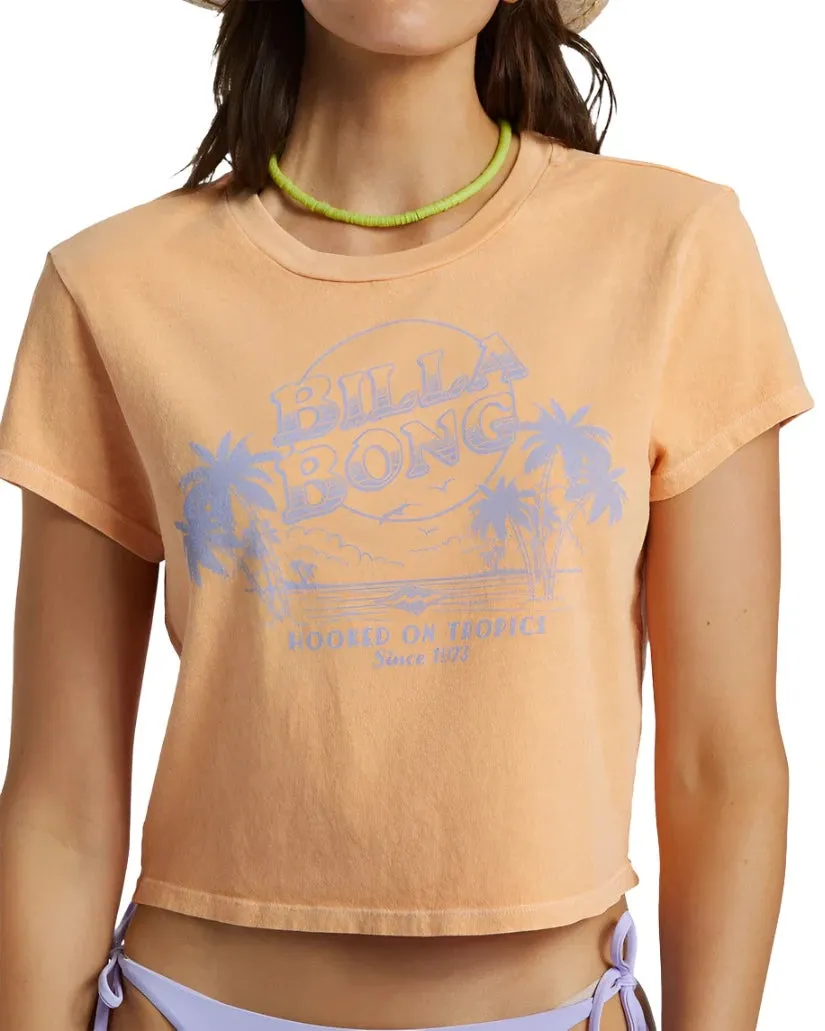 BILLABONG Women's Hooked On Tropics T-Shirt Tangy Peach