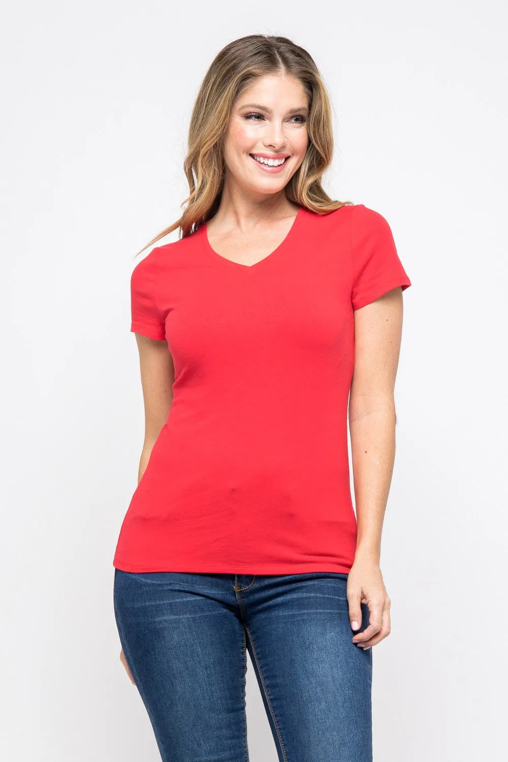 Cielo V neck Essential T Shirt