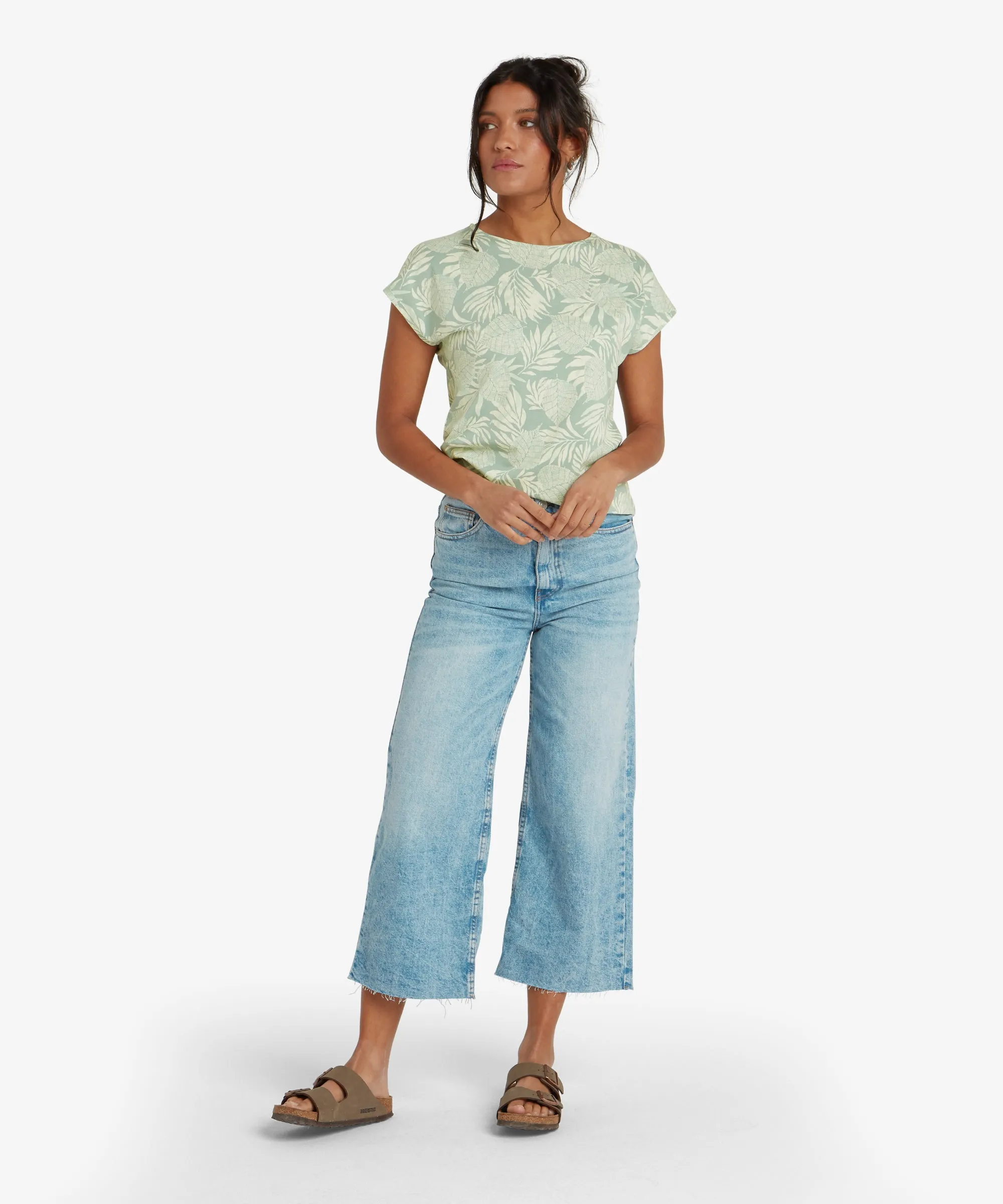 Neha T-Shirt - Celery Bhodi Leaf
