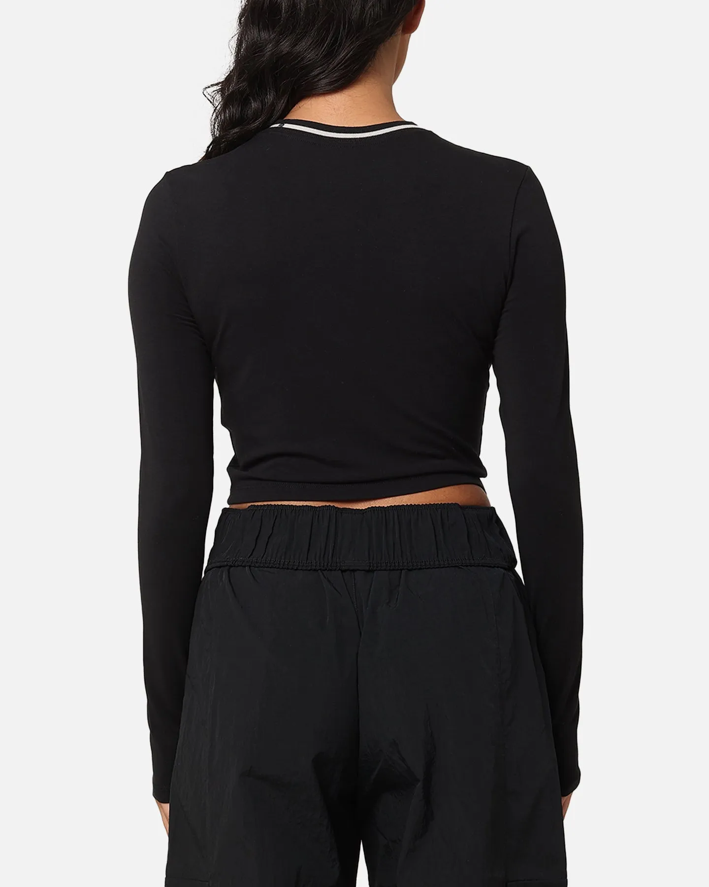 Nike Women's Sportswear Long Sleeve Slim Cropped T-Shirt Black