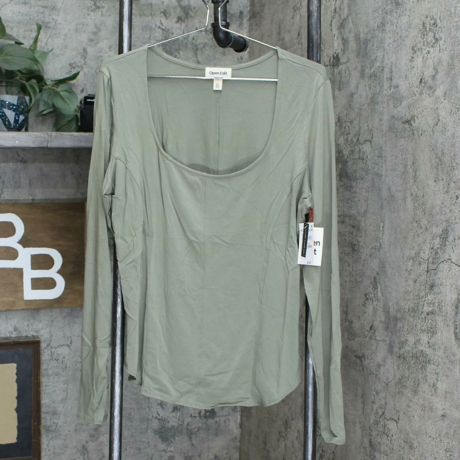 Open Edit Women's Plus Size Scoop Neck Layering T-Shirt