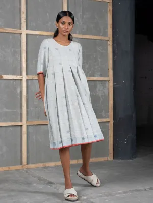 Urvashi Kaur   I   Gradient Dress