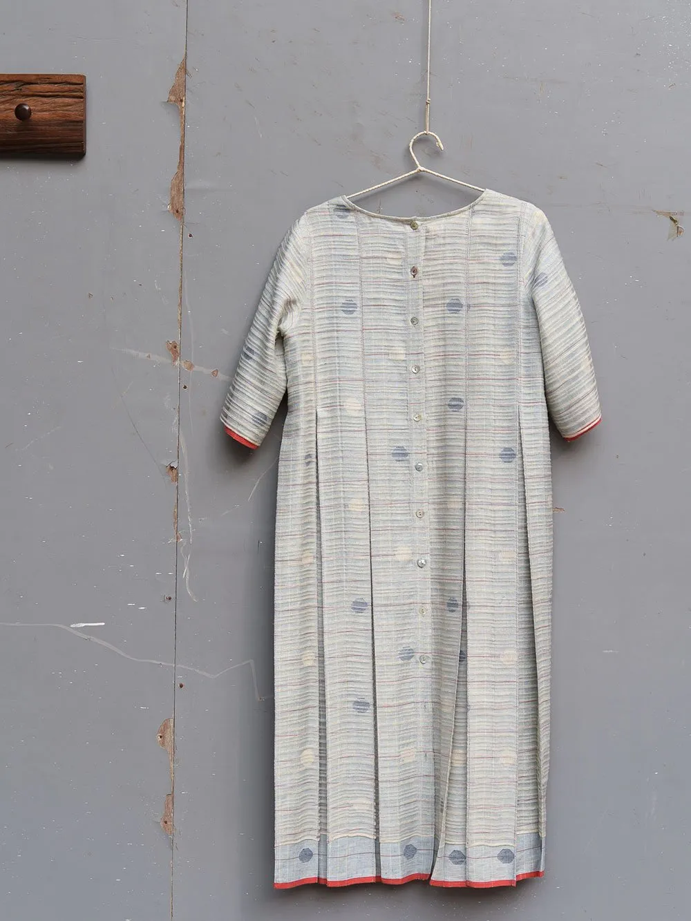 Urvashi Kaur   I   Gradient Dress