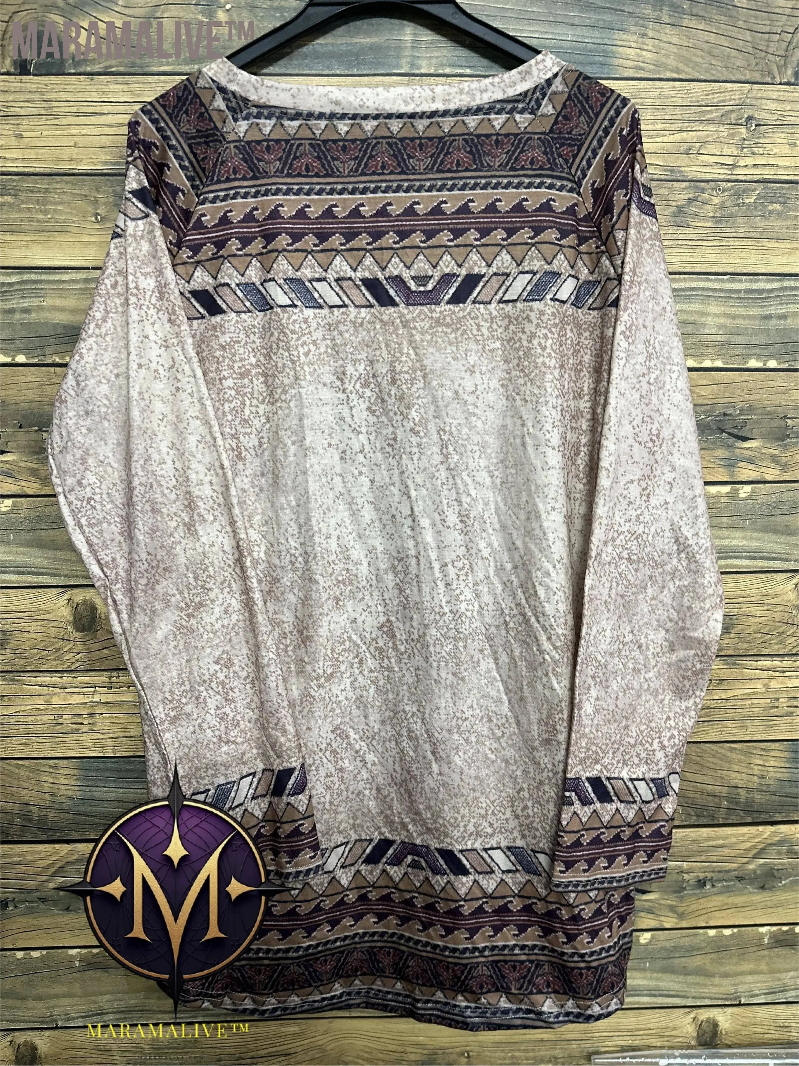 Western Wolf Print Crew Neck T-shirt, Vintage Long Sleeve Loose Top For Spring & Fall, Women's Clothing