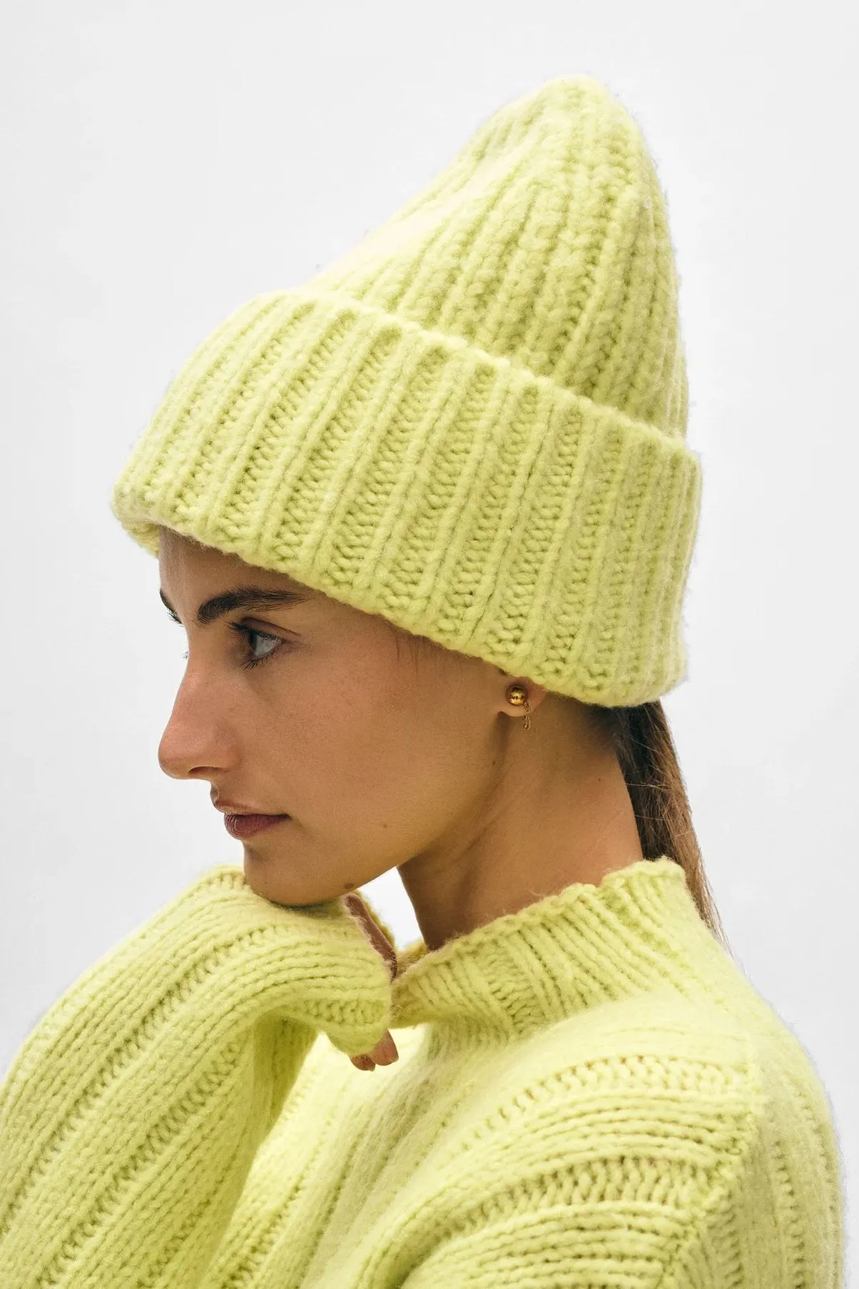 White   Warren Lofty Cashmere Beanie