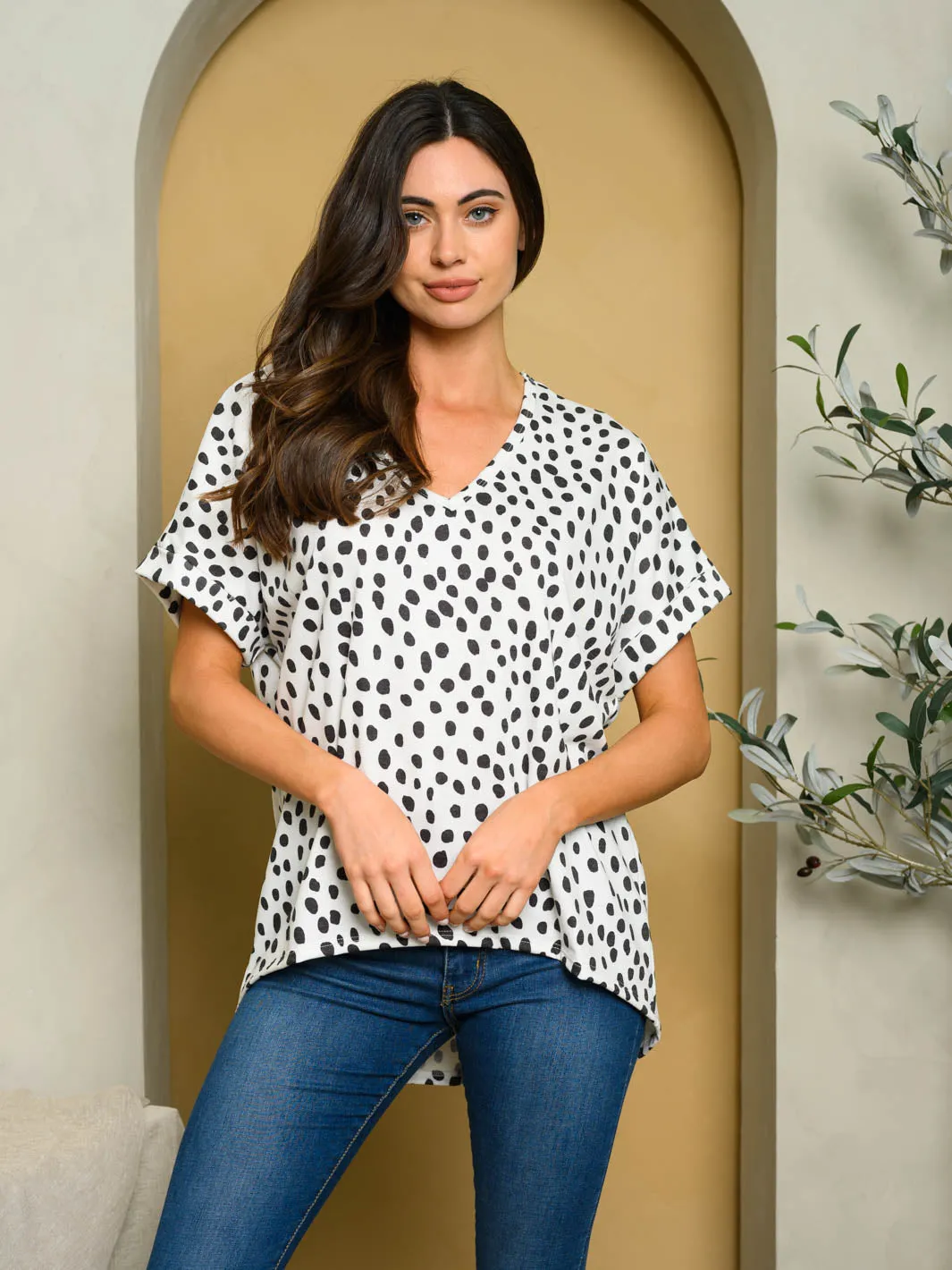 WOMEN'S SHORT SLEEVE V-NECK POLKA DOTS TOP