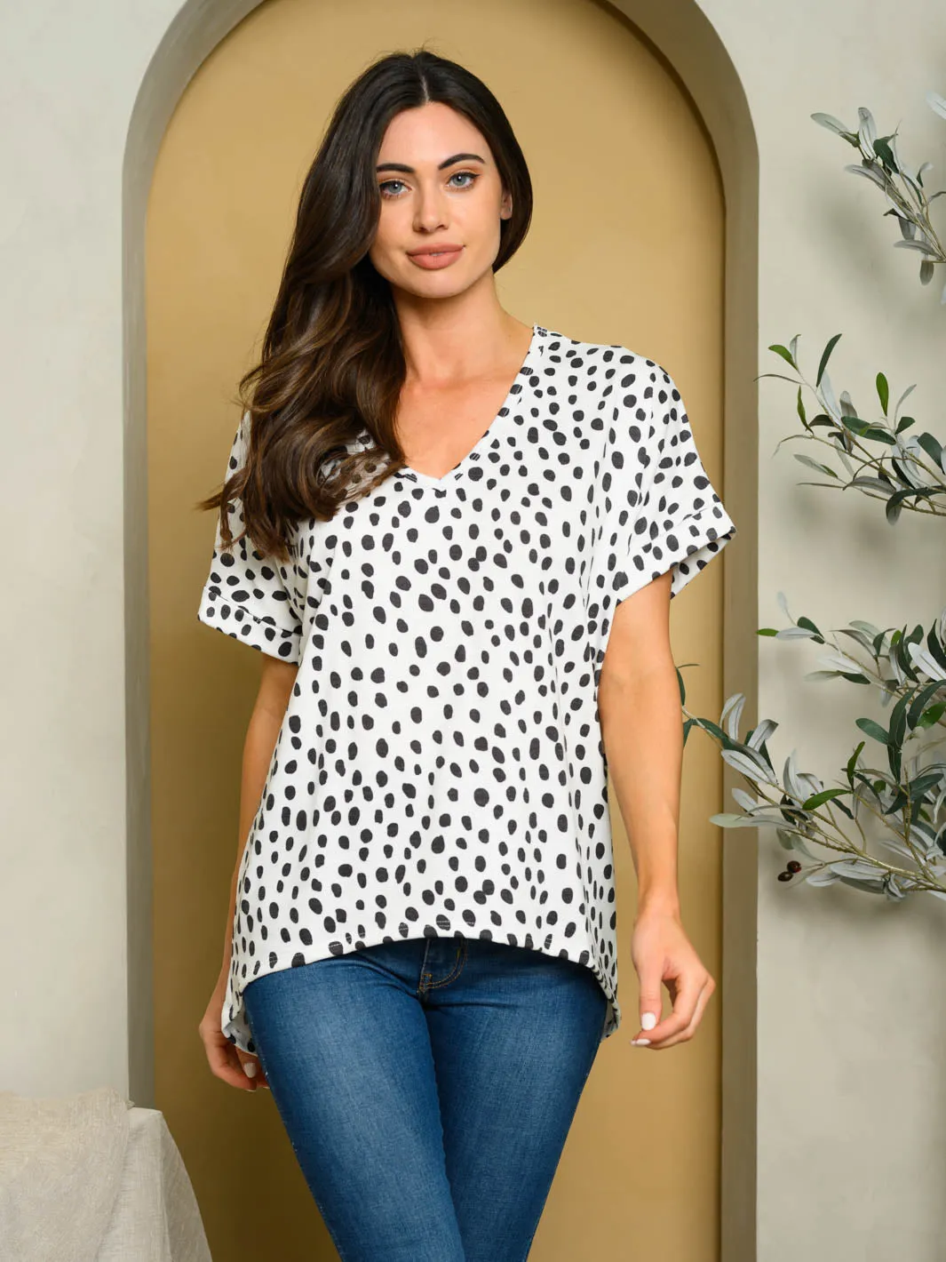 WOMEN'S SHORT SLEEVE V-NECK POLKA DOTS TOP