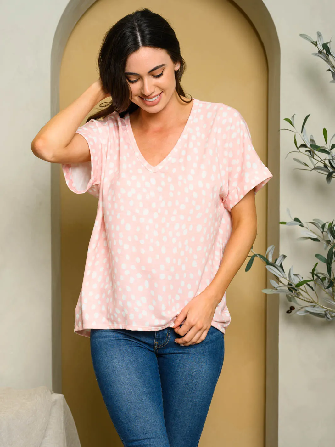 WOMEN'S SHORT SLEEVE V-NECK POLKA DOTS TOP